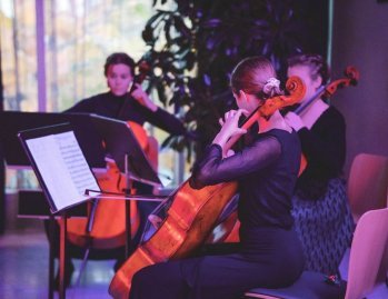 Ravintola Preludi onnittelee 40-vuotiasta Oulun Musiikkikeskusta! 🎊⁠ ⁠
⁠
Juhlistamme tätä tuomalla