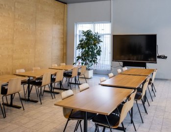 Tiesitkö, että Preludissa onnistuu istuva illallinen jopa 400 vieraalle ja coctail-tilaisuus