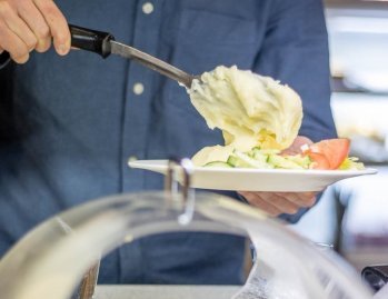 Hei opiskelija!👋🏼⁠
⁠
Tiestithän, että me ravintola Preludi kuulutaan myös korkeakoulujen